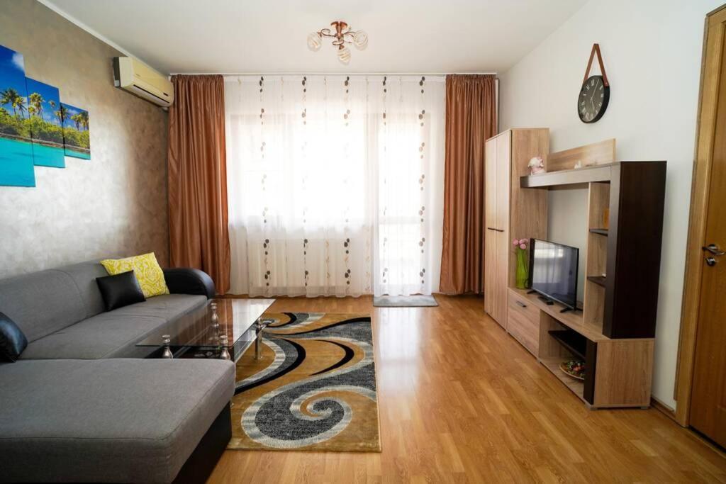 Sky Modern 1 Bedroom Apt W Free Parking Bucharest Exterior photo
