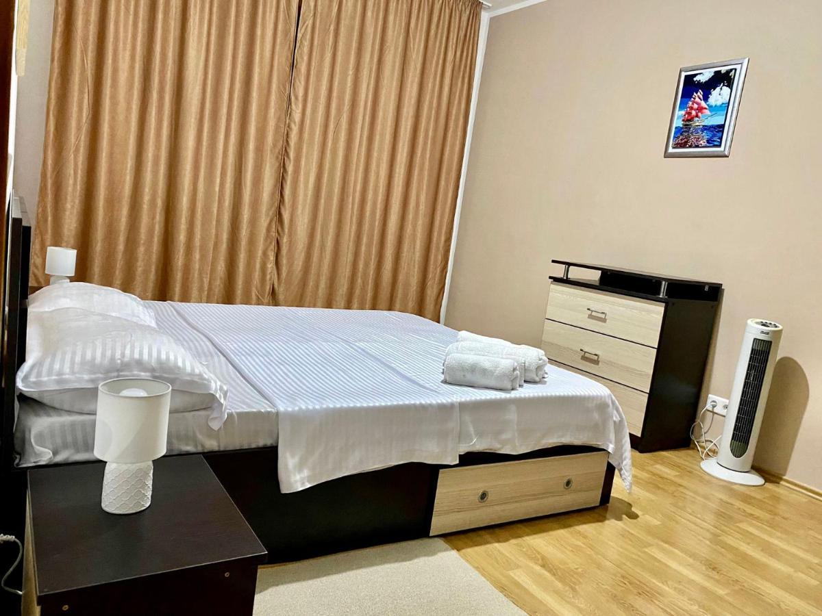 Sky Modern 1 Bedroom Apt W Free Parking Bucharest Exterior photo